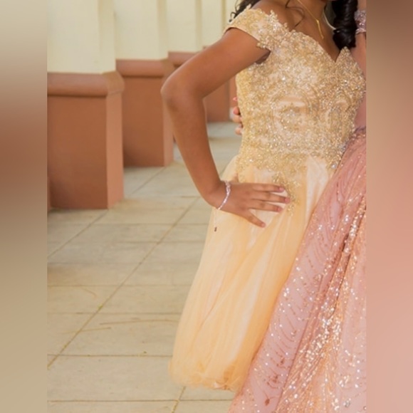 ⭐️BEAUTIFUL PARTY DRESS⭐️ - Picture 5 of 11